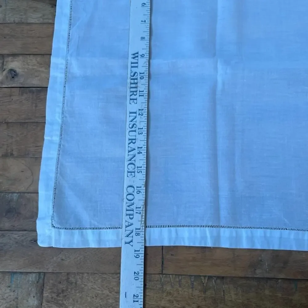 Set of 4 White Linen Napkin Set of 4 18 in x 18 in Hemstitch Border